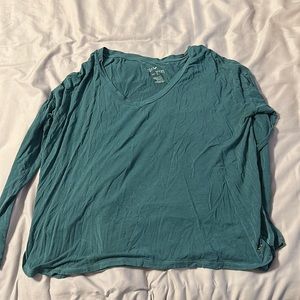American Eagle long sleeve green